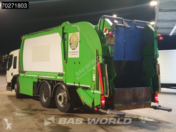 Camión volquete para residuos domésticos Volvo