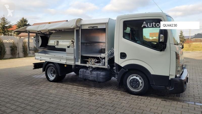 Gemeentevoertuig Nissan Dietmar Kaiser Defco Combi