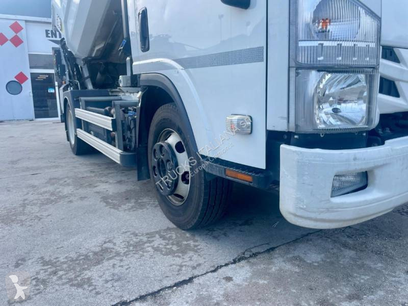 Vägmaskiner Isuzu