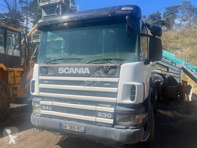 Silniční stroje Scania