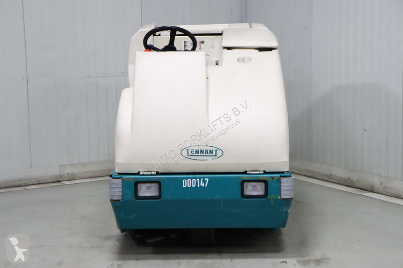 Silniční stroje Tennant 7300E