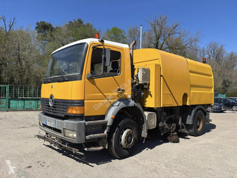 Silniční stroje Mercedes  4x2