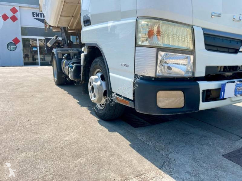 Silniční stroje Mitsubishi Fuso