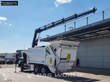 Camión volquete para residuos domésticos Volvo