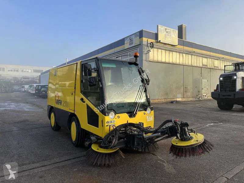Gemeentevoertuig Aebi Schmidt MFH 2500...