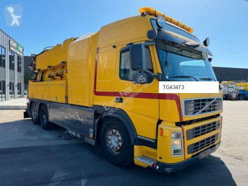 Postřikovací vůz Volvo
