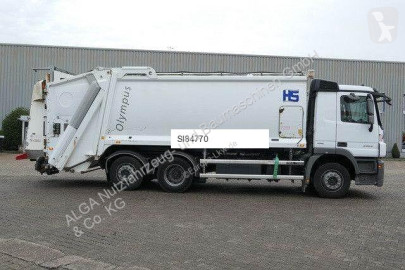 Camion benne à ordures ménagères Mercedes