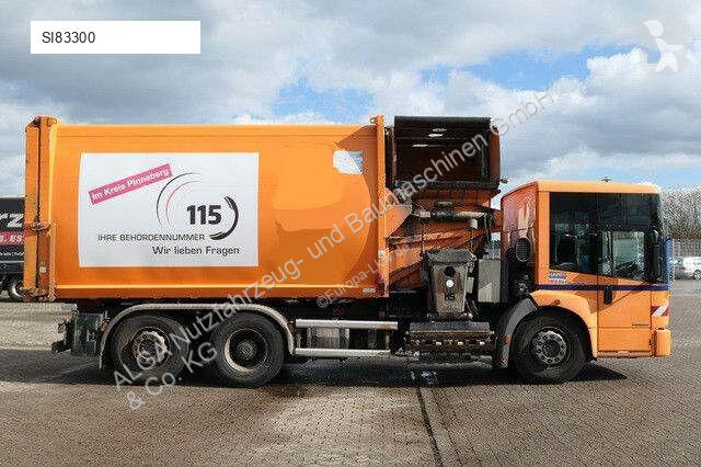Utilaje pentru drumuri Mercedes 2633 Schörling,...