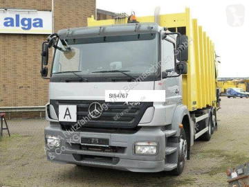 Camion benne à ordures ménagères Mercedes