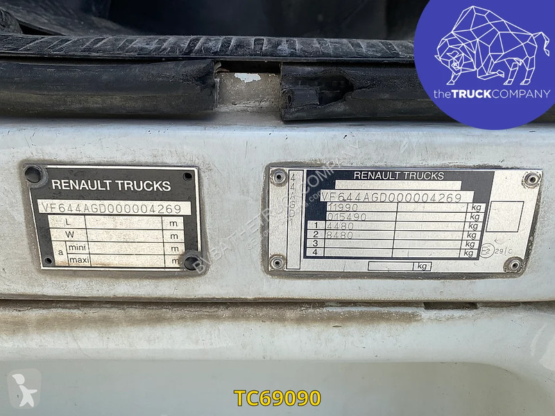 Engin de voirie Renault 220