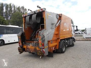 Camion benne à ordures ménagères Renault