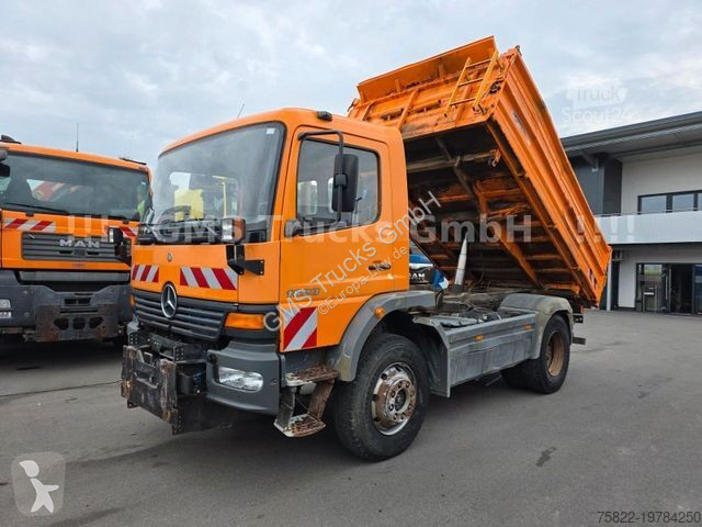 Vrachtwagen Mercedes 1623 / 4X4 ALLRAD / load...
