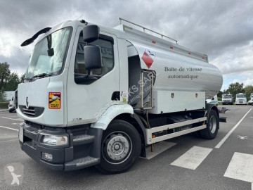 Camion citerne hydrocarbures Renault