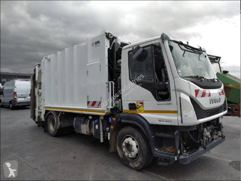 آلة لصيانة الطرق Iveco