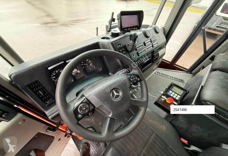 Engin de voirie Mercedes 602 2635 6x2 Stummer /...