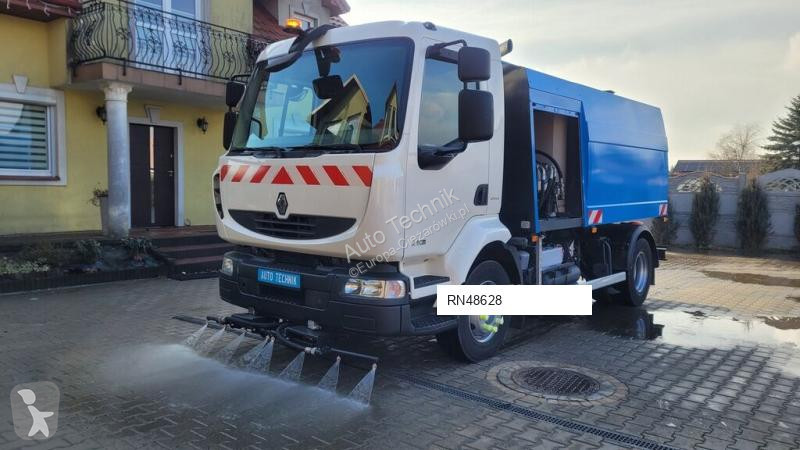 آلة لصيانة الطرق Renault 240dxi