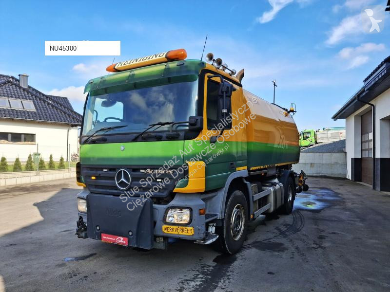 آلة لصيانة الطرق Mercedes OptiFant 60