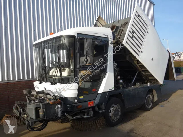 آلة لصيانة الطرق Ravo 540 SWEEPER,EURO5,AIRCO