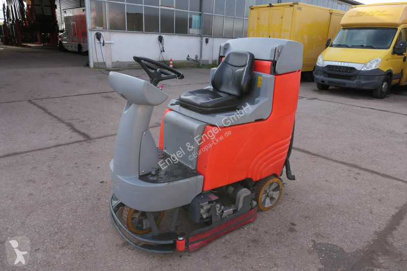معدات التنظيف Hako Scrubmaster B115 Hakomatic...