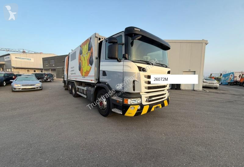 آلة لصيانة الطرق Scania 589 G440 LB
