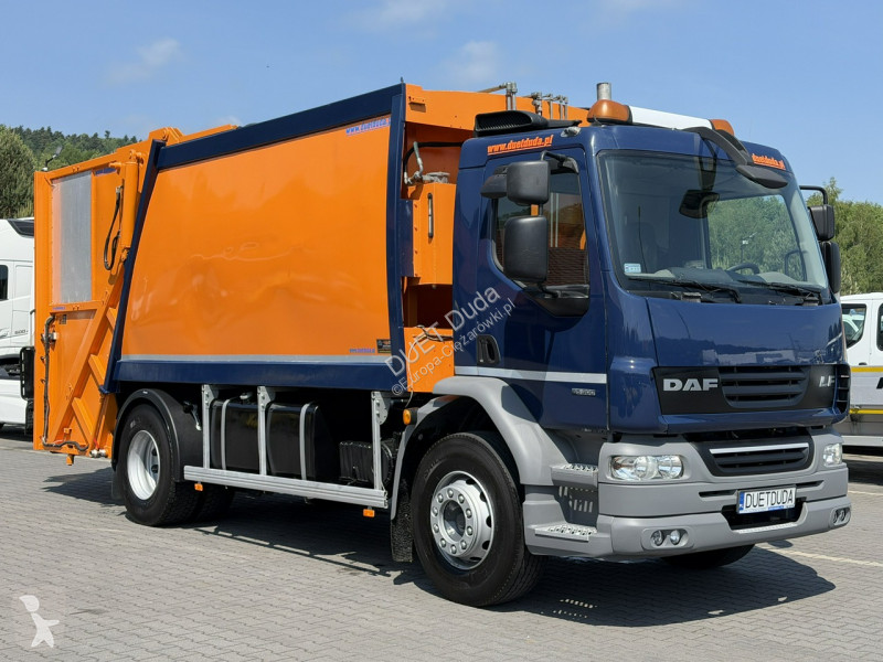 Пътнопочистваща техника DAF 55300 Śmieciarka...