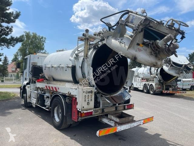 آلة لصيانة الطرق Iveco 270