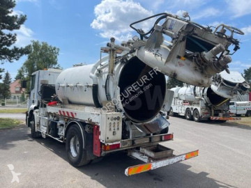 شاحنة ضخّ مائي Iveco