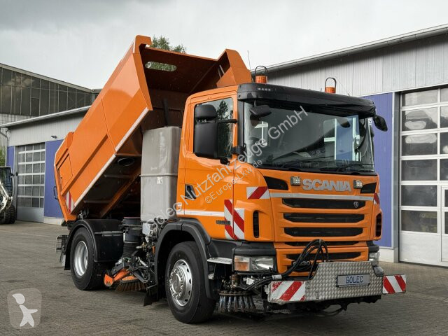 آلة لصيانة الطرق Scania G230 Kehrmaschine...