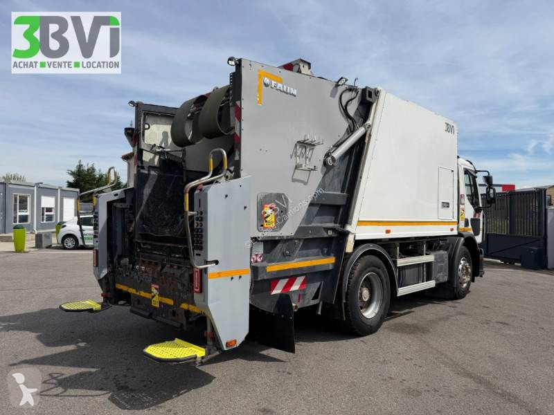 Engin de voirie Renault
