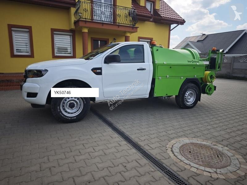 آلة لصيانة الطرق Ford BAROCLEAN
