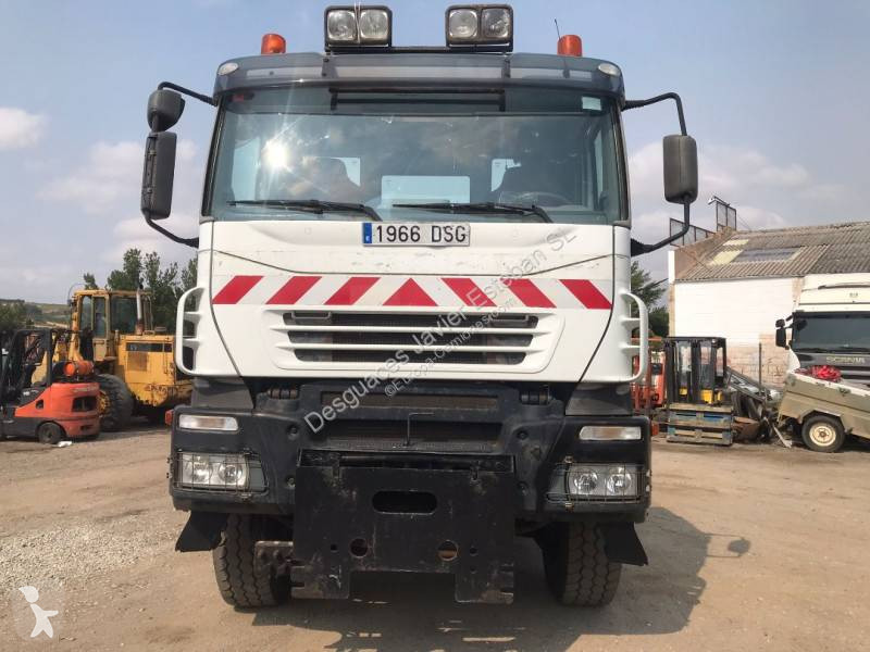 Engin de voirie Iveco