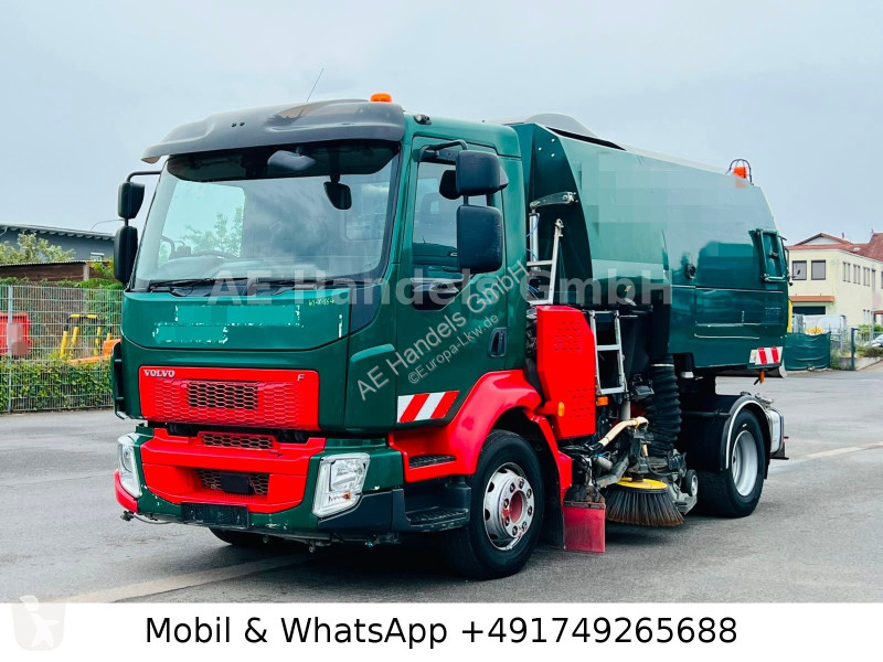 آلة لصيانة الطرق Volvo 250 Bucher Johnston VS...