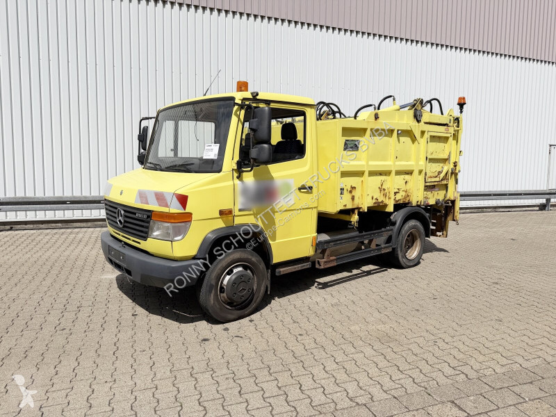 آلة لصيانة الطرق Mercedes Vario 816 D 4x2 Vario...