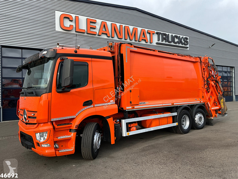 Engin de voirie Mercedes 2633 Euro 6 VDK 22m³