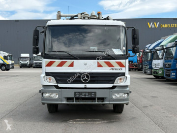 Каналопочистващ камион Mercedes