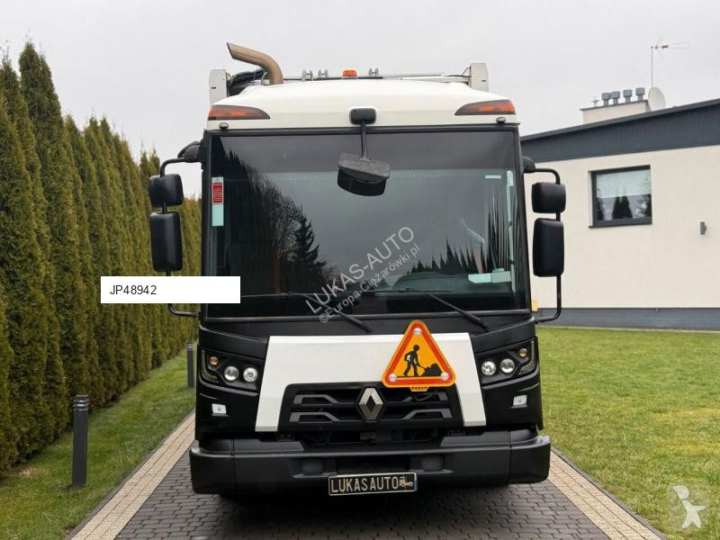 آلة لصيانة الطرق Renault D26