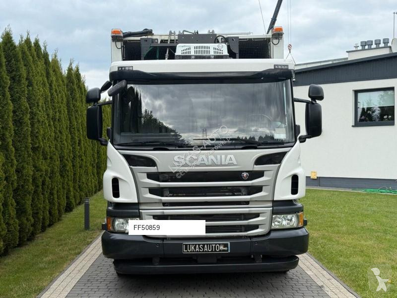 Engin de voirie Scania P280