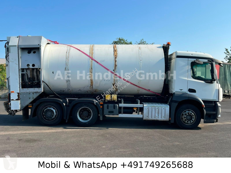 Engin de voirie Mercedes 2532 M ClassicSpace BL...