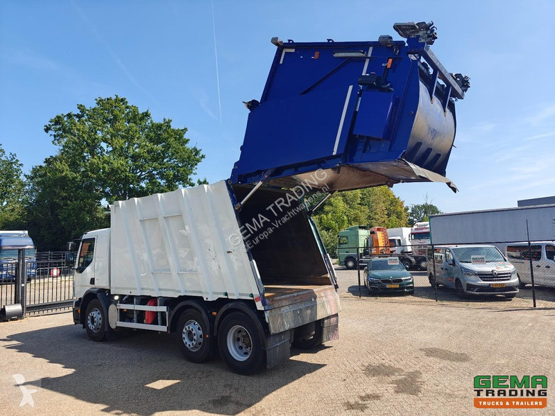 آلة لصيانة الطرق Volvo 250 6x2/4 DayCab...