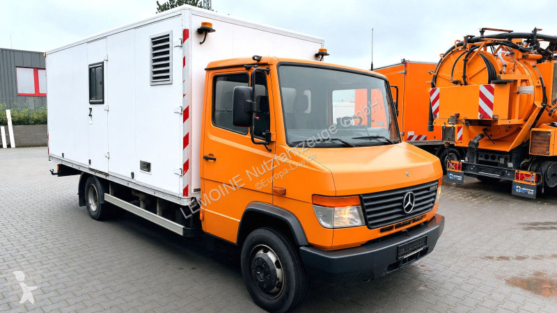 Komunálne vozidlo Mercedes 816 D HD-Spül Kombi...