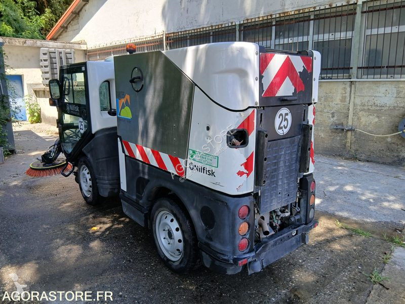 Komunálne vozidlo Nilfisk CR3500