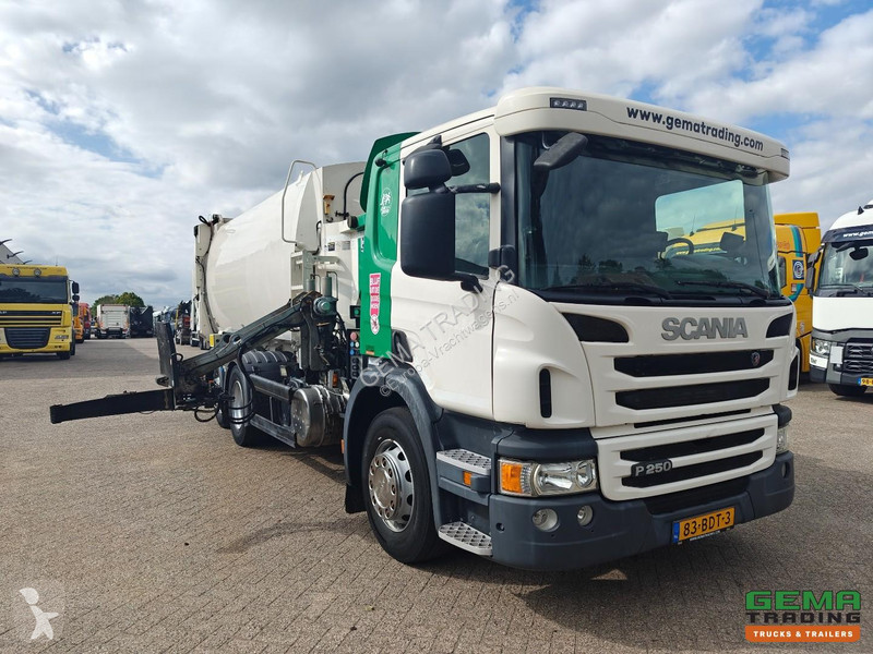 آلة لصيانة الطرق Scania P250 6x2/4 Day Cab...