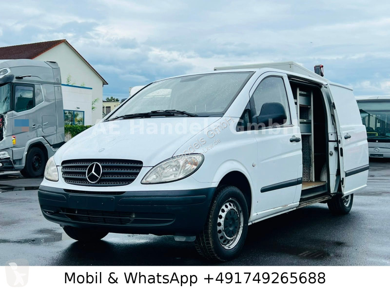 آلة لصيانة الطرق Mercedes Kasten 111 CDI lang...