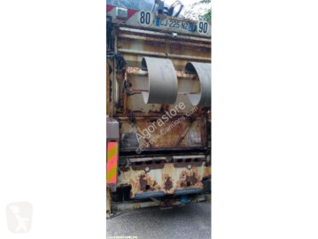 Camion raccolta rifiuti