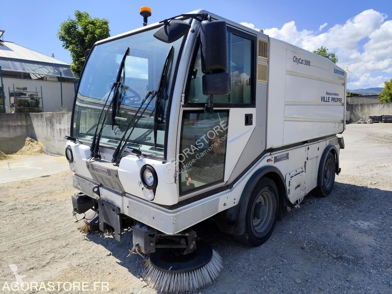 Komunálne vozidlo  CITY CAT 5000