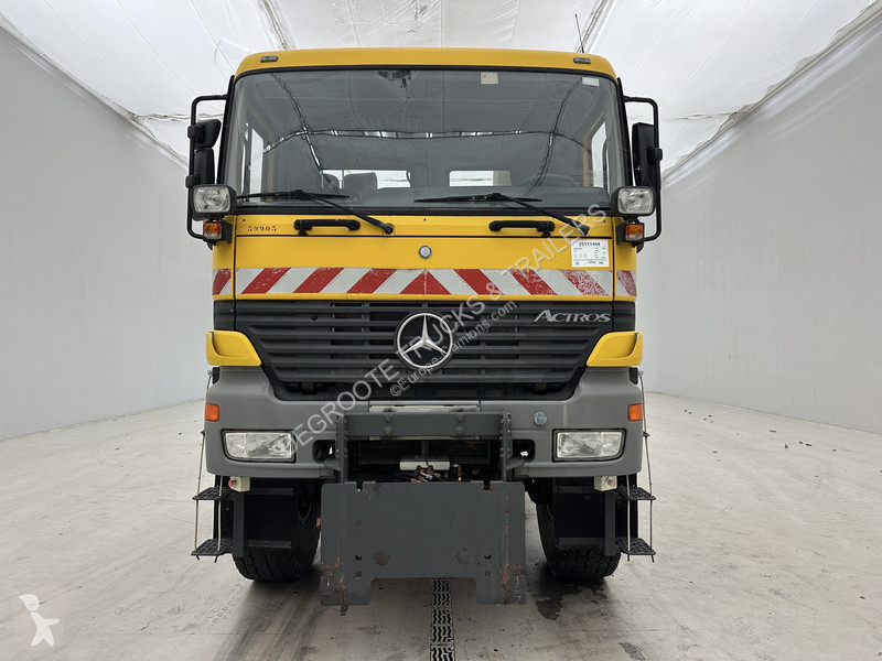 Engin de voirie Mercedes 2031 - 4x4 sneeuwruimer