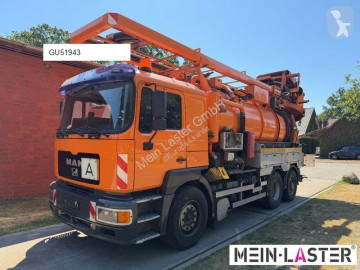 Camion hydrocureur MAN