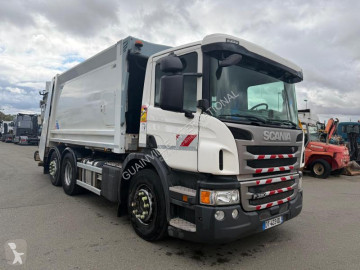 Camion benne à ordures ménagères Scania