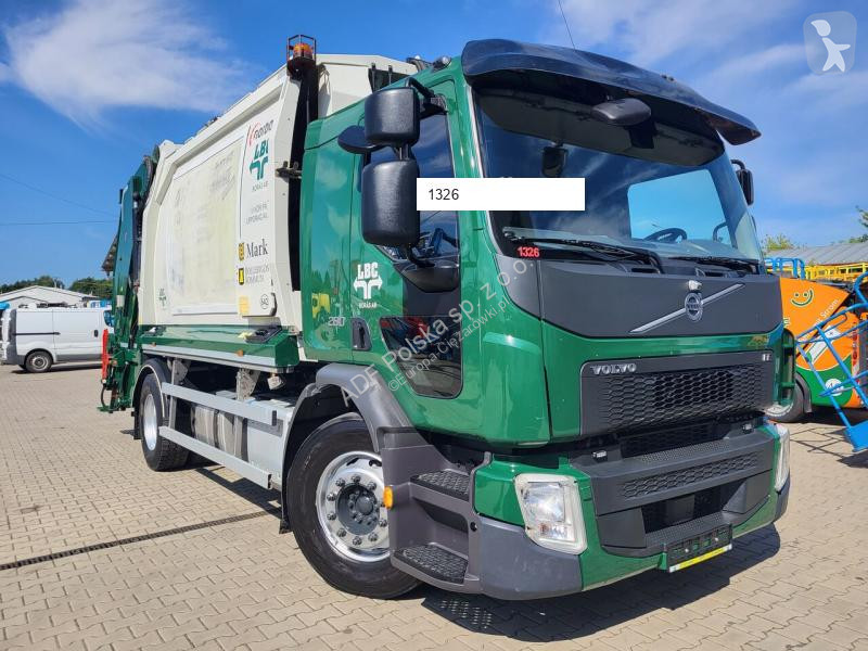 Gemeentevoertuig Volvo MF300 L200 15h25