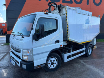 Camión volquete para residuos domésticos Mitsubishi